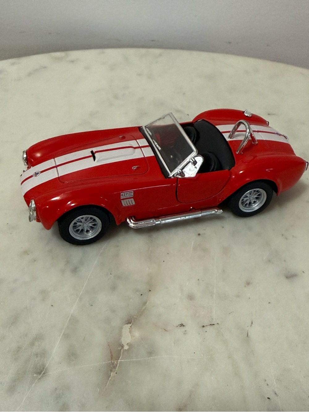 Kinsmart 1965 Red Shelby Cobra 427 S/C Diecast Car /Scale 1:32/5" Excellent